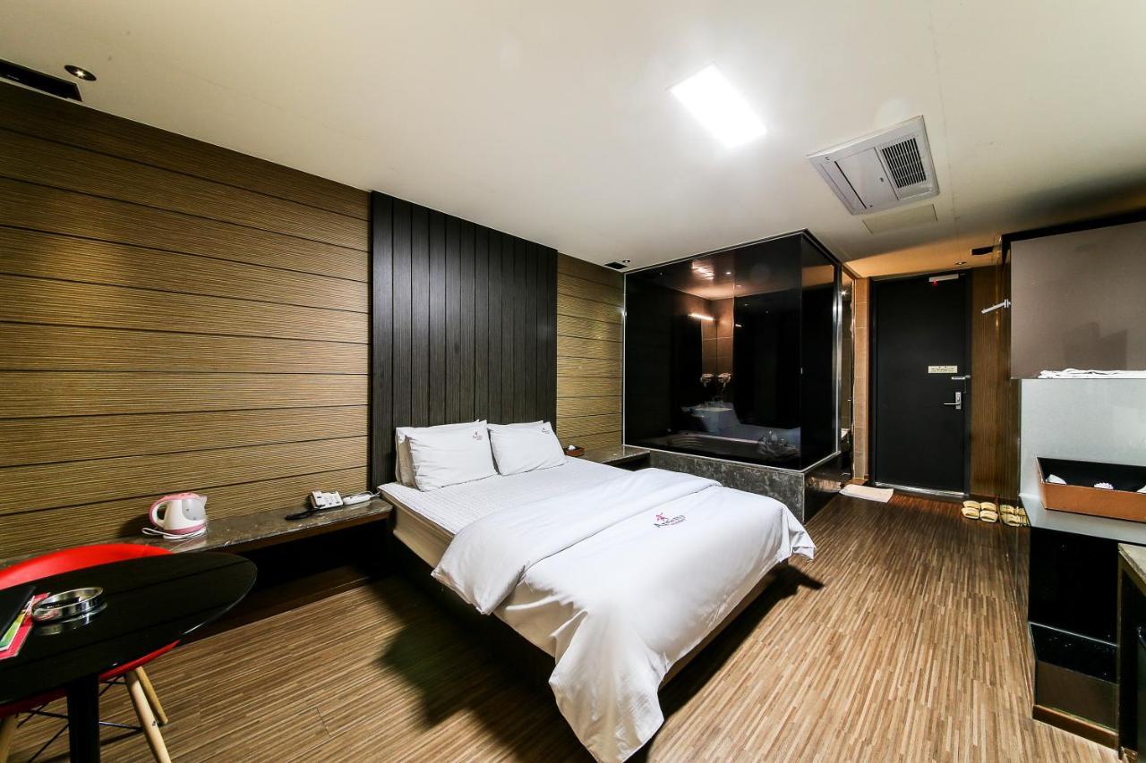Gyeongju Arrietty Motel المظهر الخارجي الصورة
