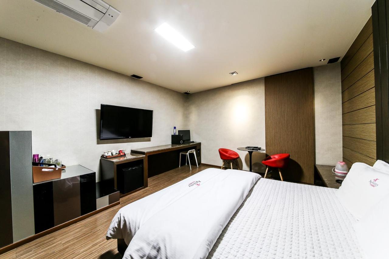 Gyeongju Arrietty Motel المظهر الخارجي الصورة