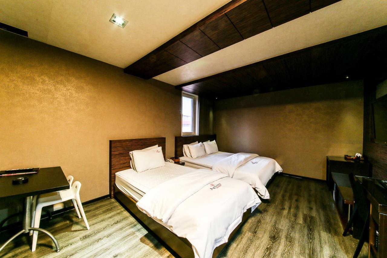 Gyeongju Arrietty Motel المظهر الخارجي الصورة