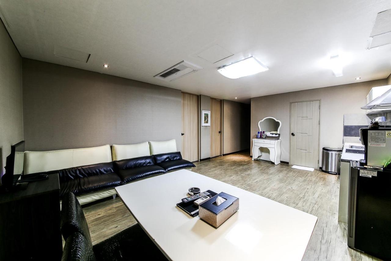Gyeongju Arrietty Motel المظهر الخارجي الصورة