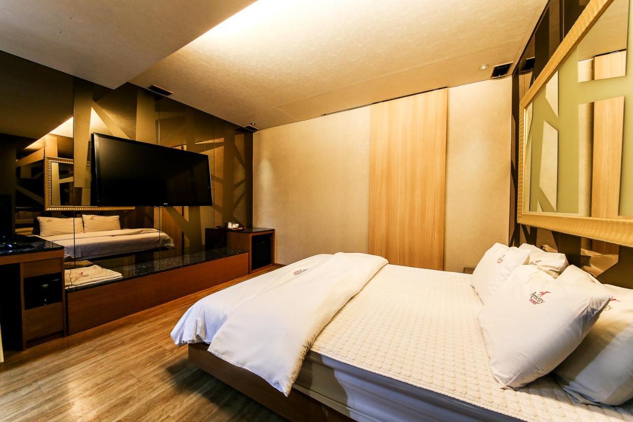 Gyeongju Arrietty Motel المظهر الخارجي الصورة