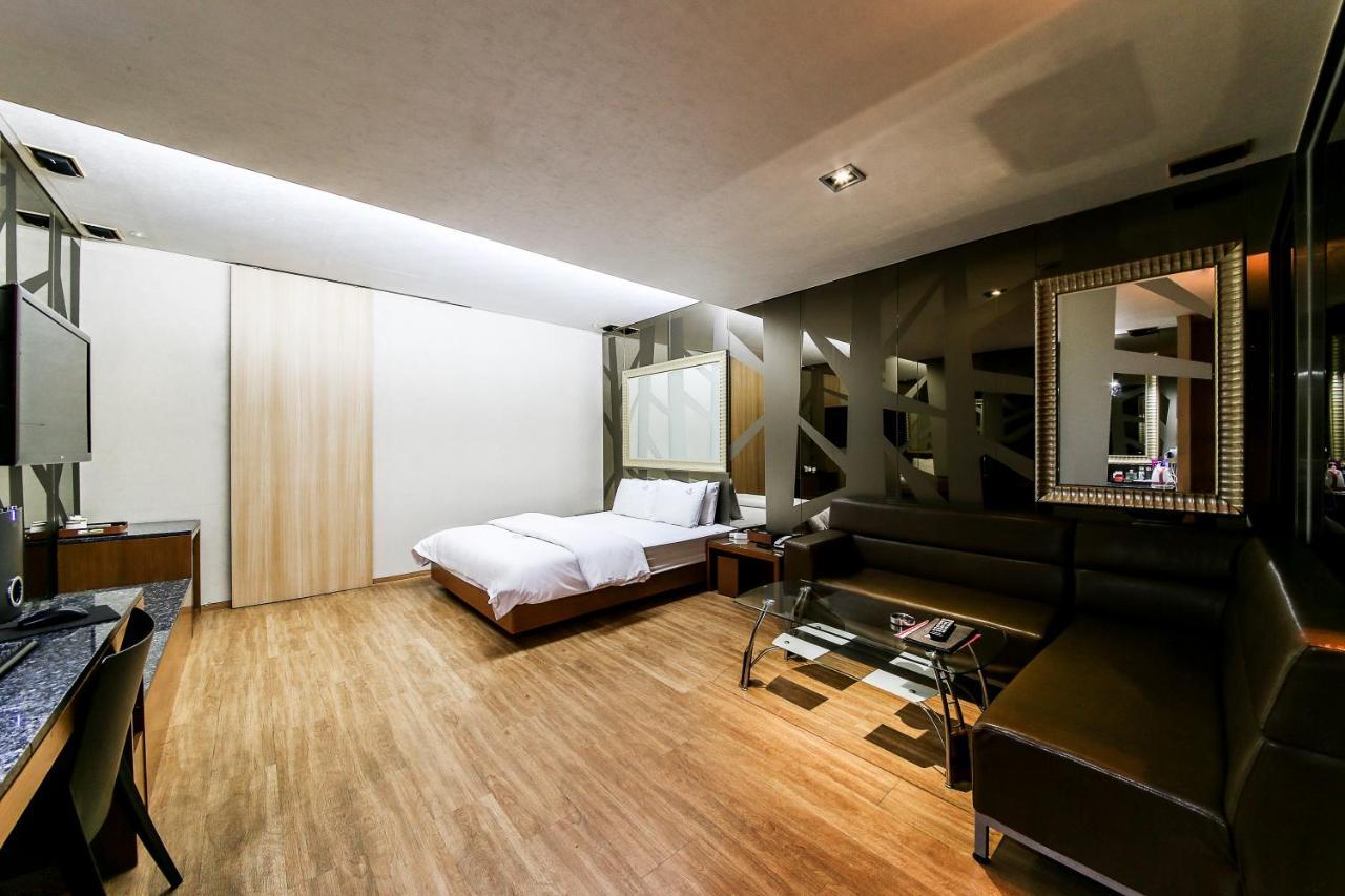 Gyeongju Arrietty Motel المظهر الخارجي الصورة